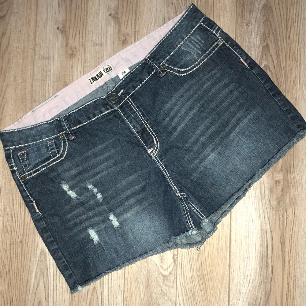 🌸 Zana Di Sz 22 Denim Distressed Shorts Like New!